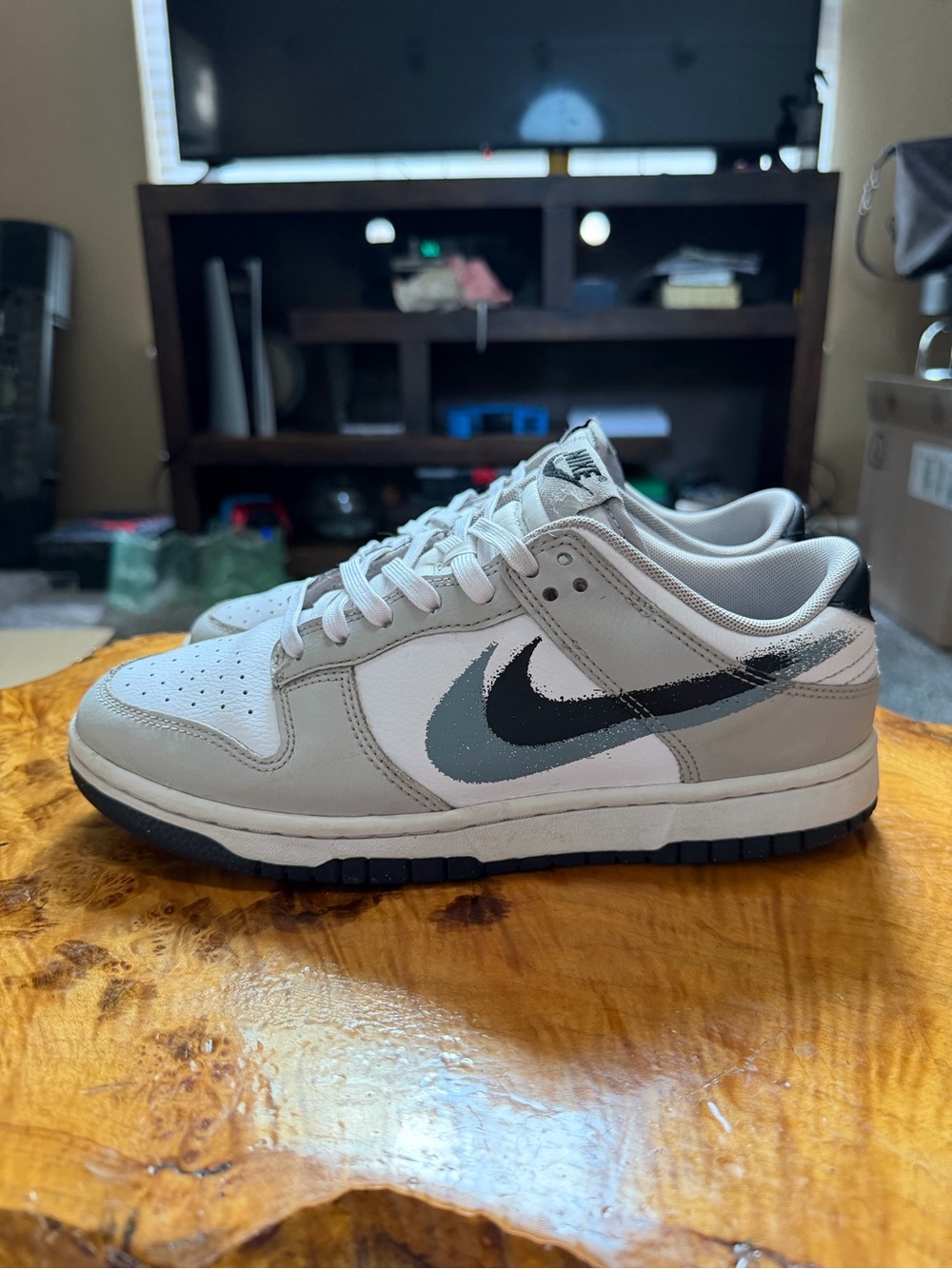 Nike Dunk Low Stencil Swoosh White Grey Black Men's 7.5 / Women's 9 (FD0661-100)
